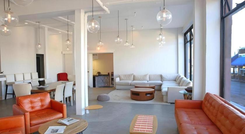 Cadillac Hotel 2*